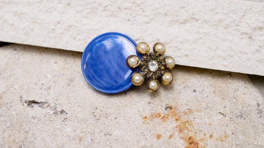 パールアンティークボタンブローチ