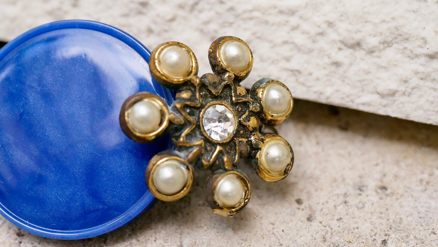 パールアンティークボタンブローチ