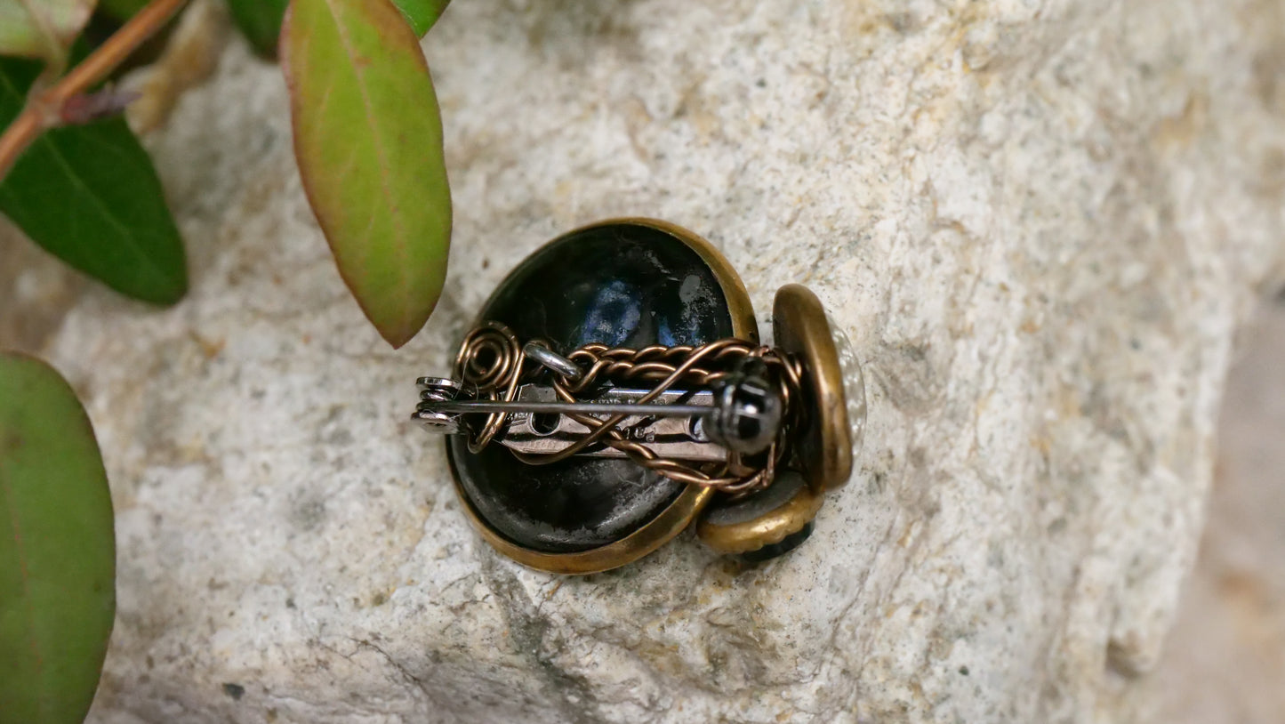 England little flower broach