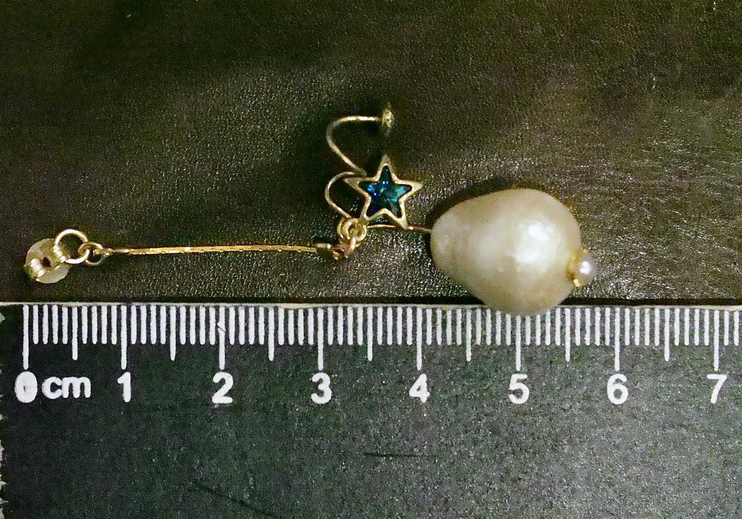 流れ星ピアス