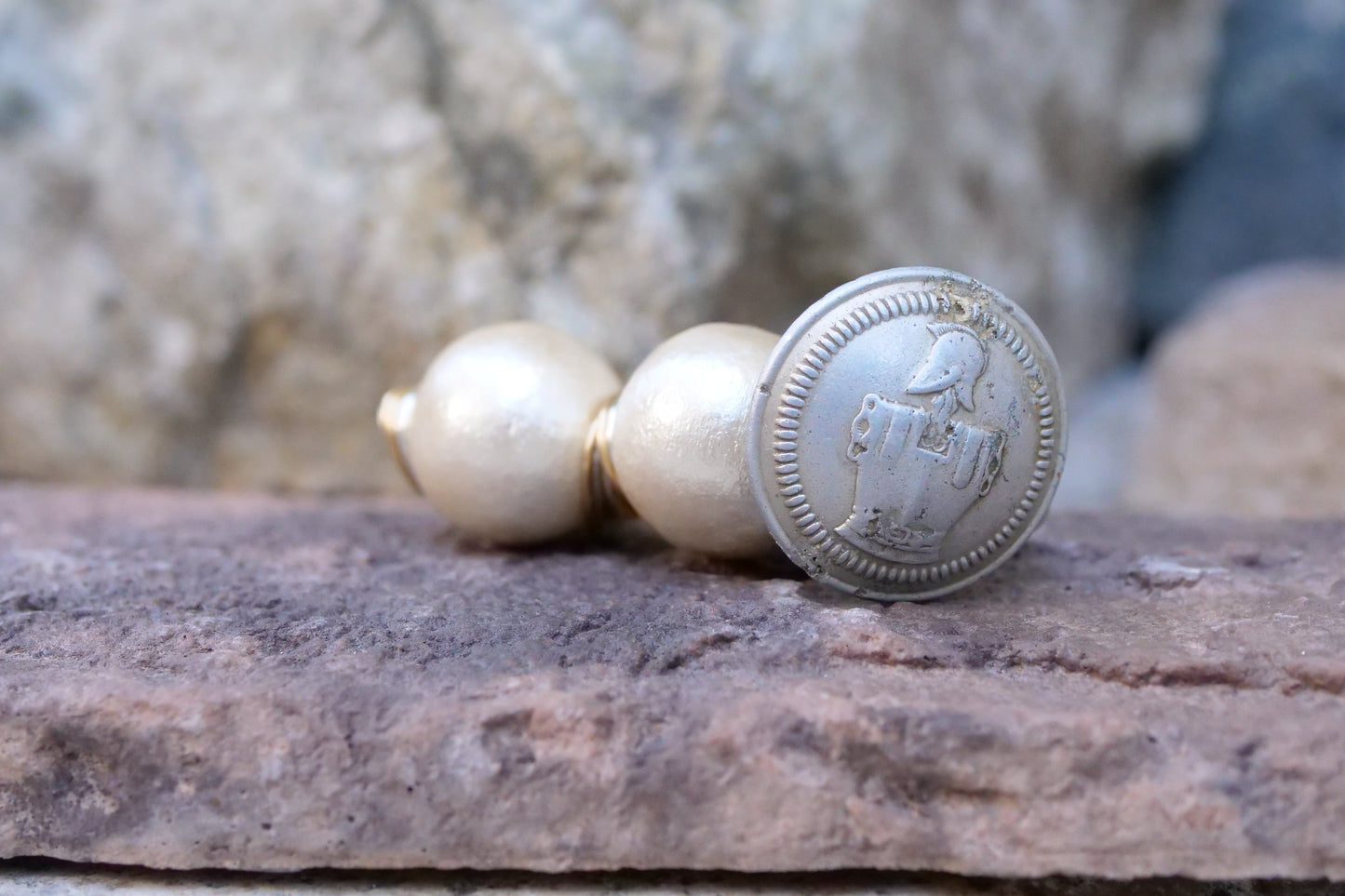 フランスミリタリーボタンブローチ