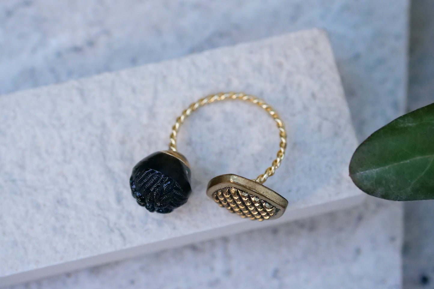 フランスアンティークボタンリング