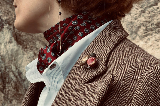 フランスヴィンテージボタンブローチ